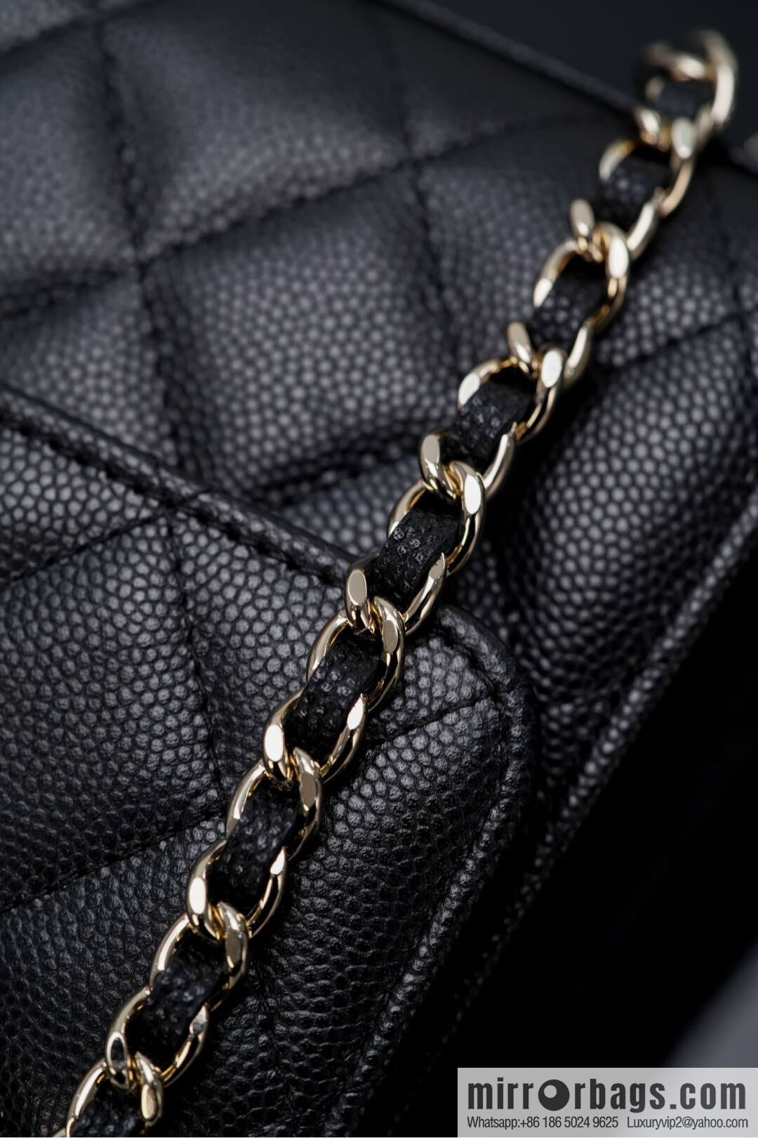 ππ‘ππ§ππ₯ 25s Cross Handle Black Gold Litchi π Vertical AP3237