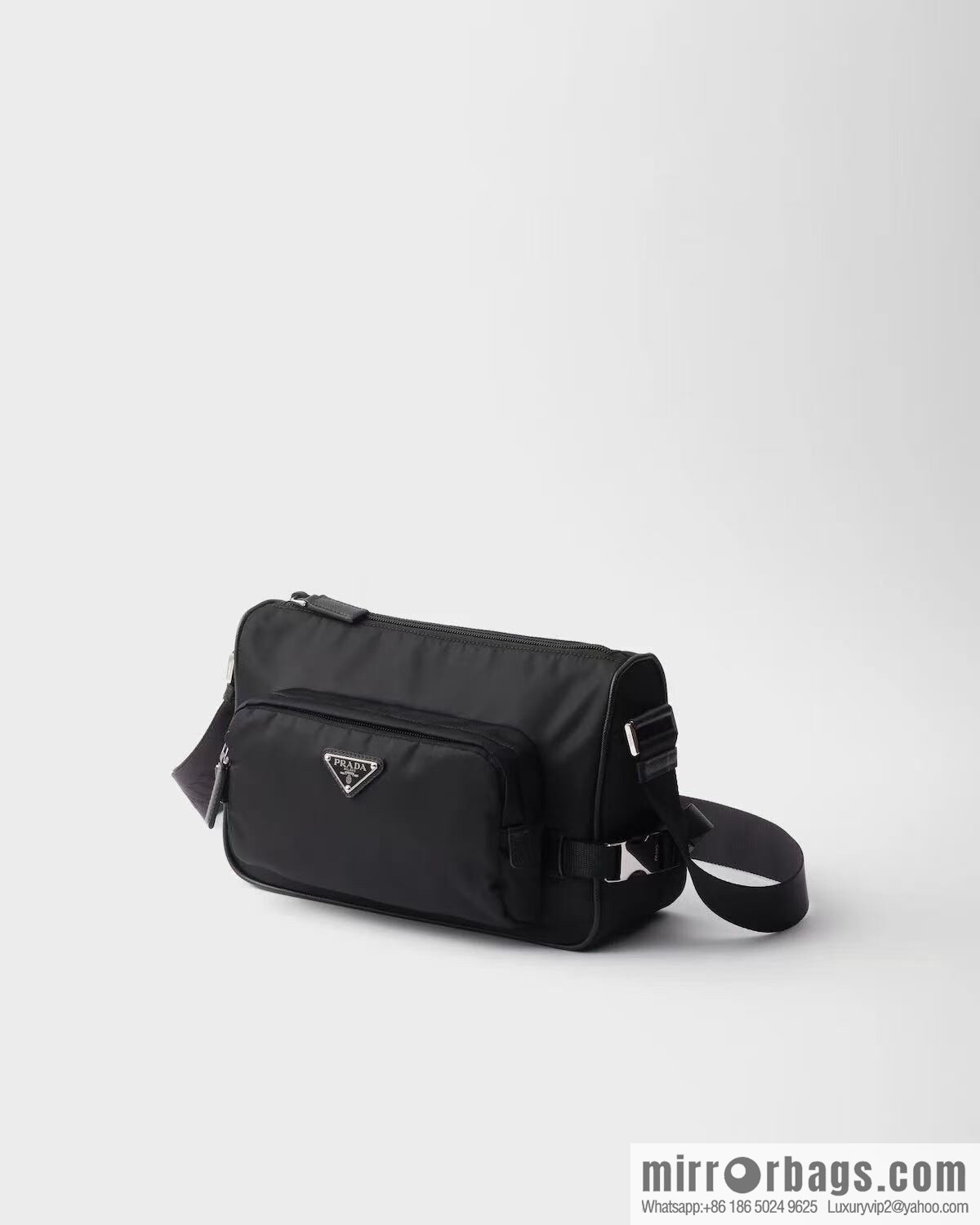 PRADA 🎉 new mailman bag 🎉🎉 2VH192 small🎉🎉