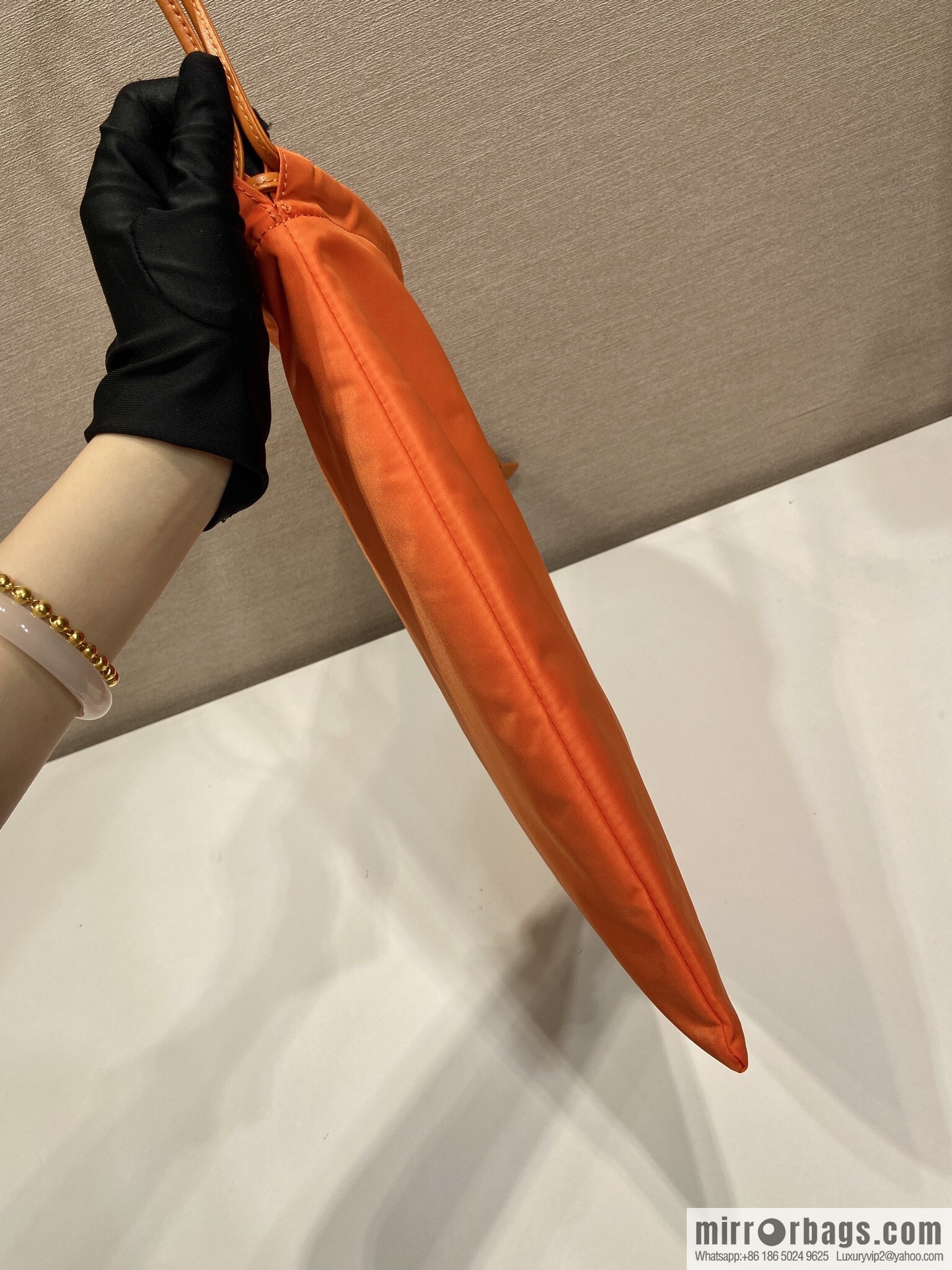 PRADA 🎉 new handbag 🎉 1NK001 drawstring pouch 🎉 orange