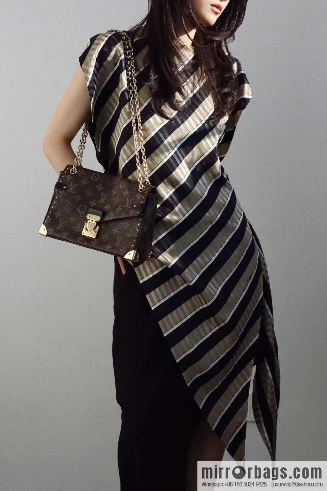 LV M14526 Trunkie