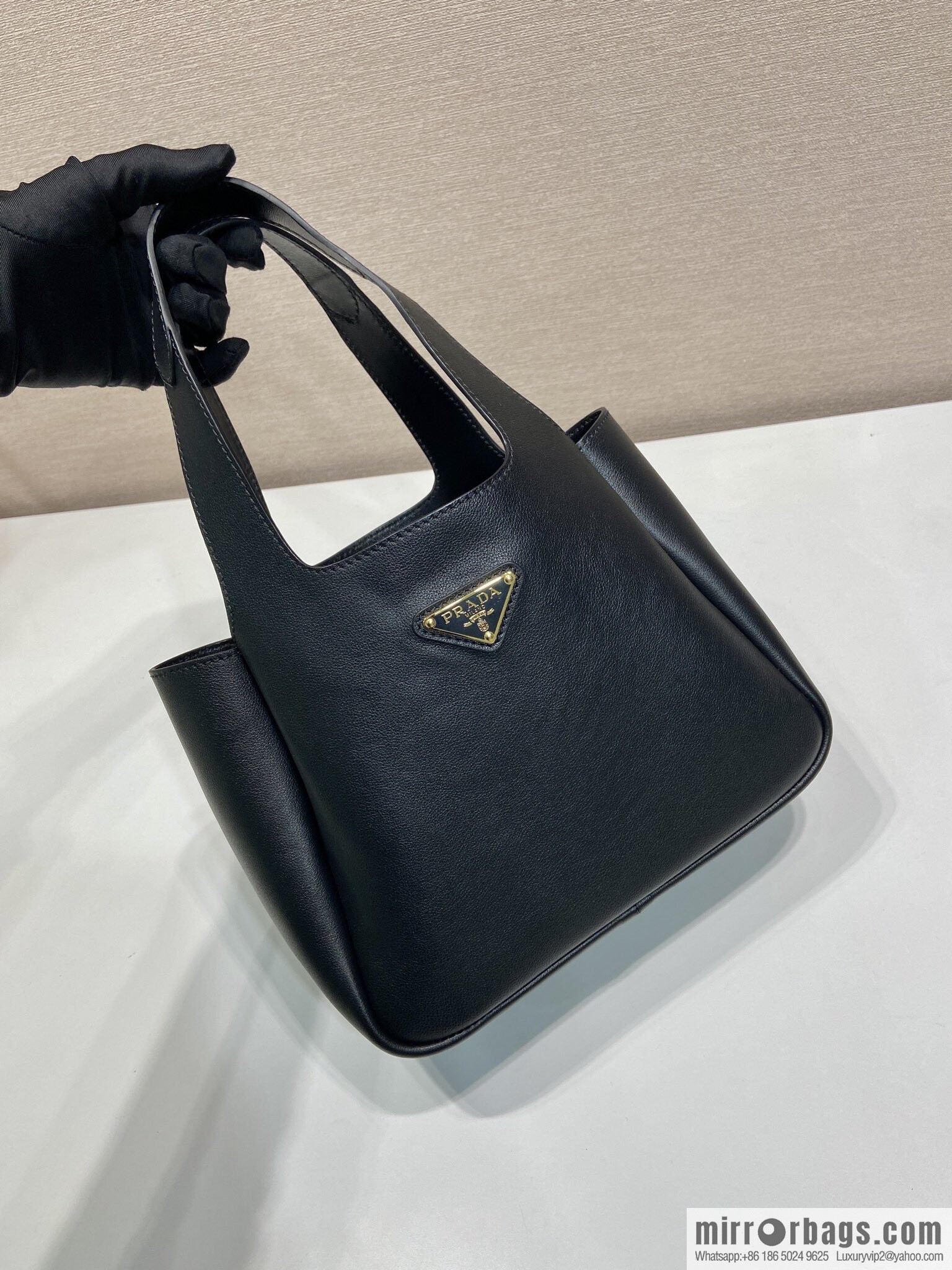 PRADA 🎉 new basket 🎉 1BG542 cowhide 🎉🎉 black