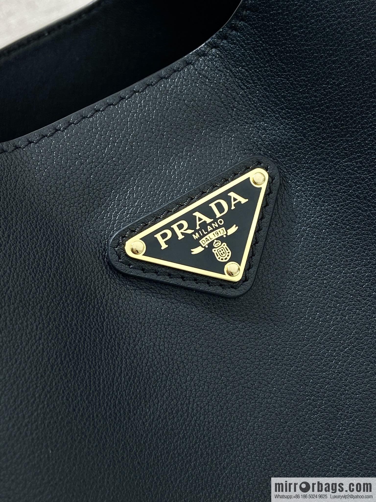 PRADA 🎉 new basket 🎉 1BG542 cowhide 🎉🎉 black