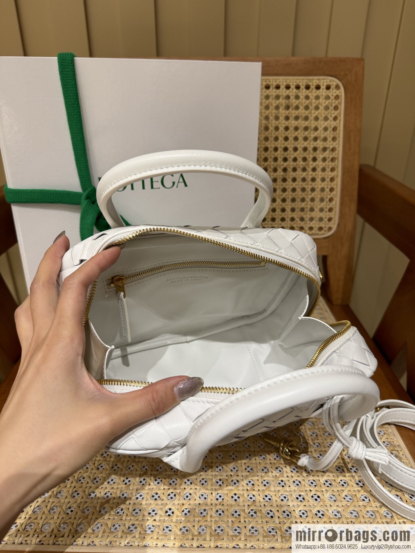 BV Small Getaway Handbag 776736 White