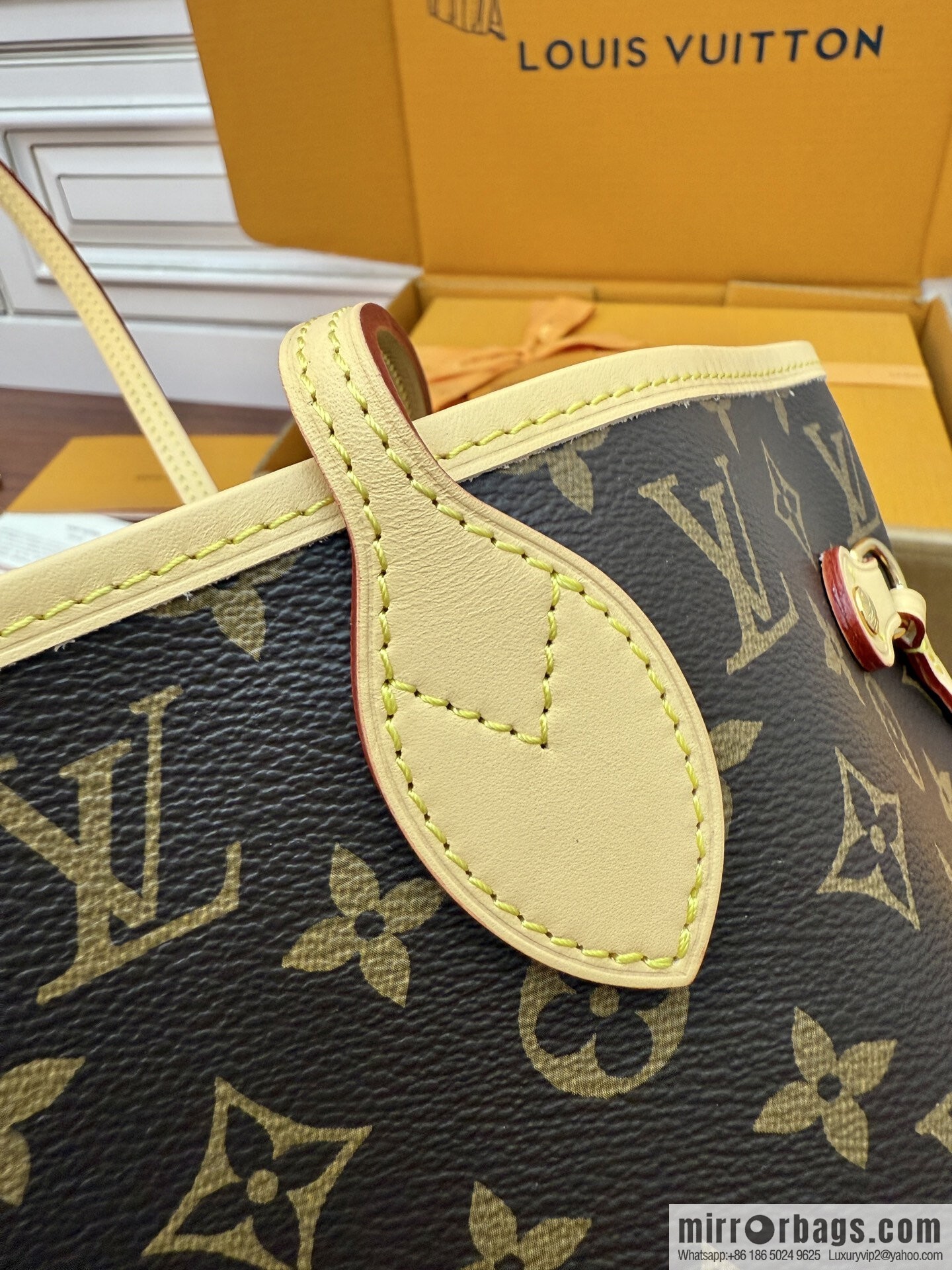 LV M46975 CUSTOMIZABLE Neverfull MM