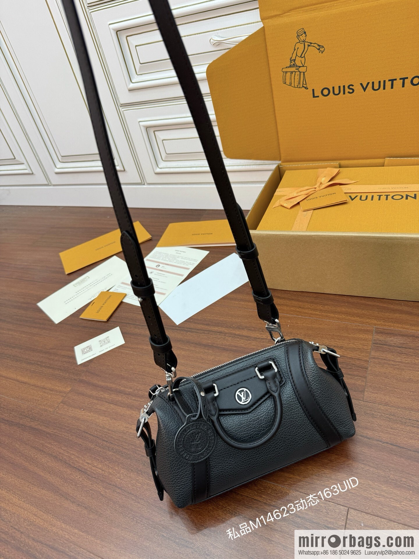 LV M14623 Nano LV Biker