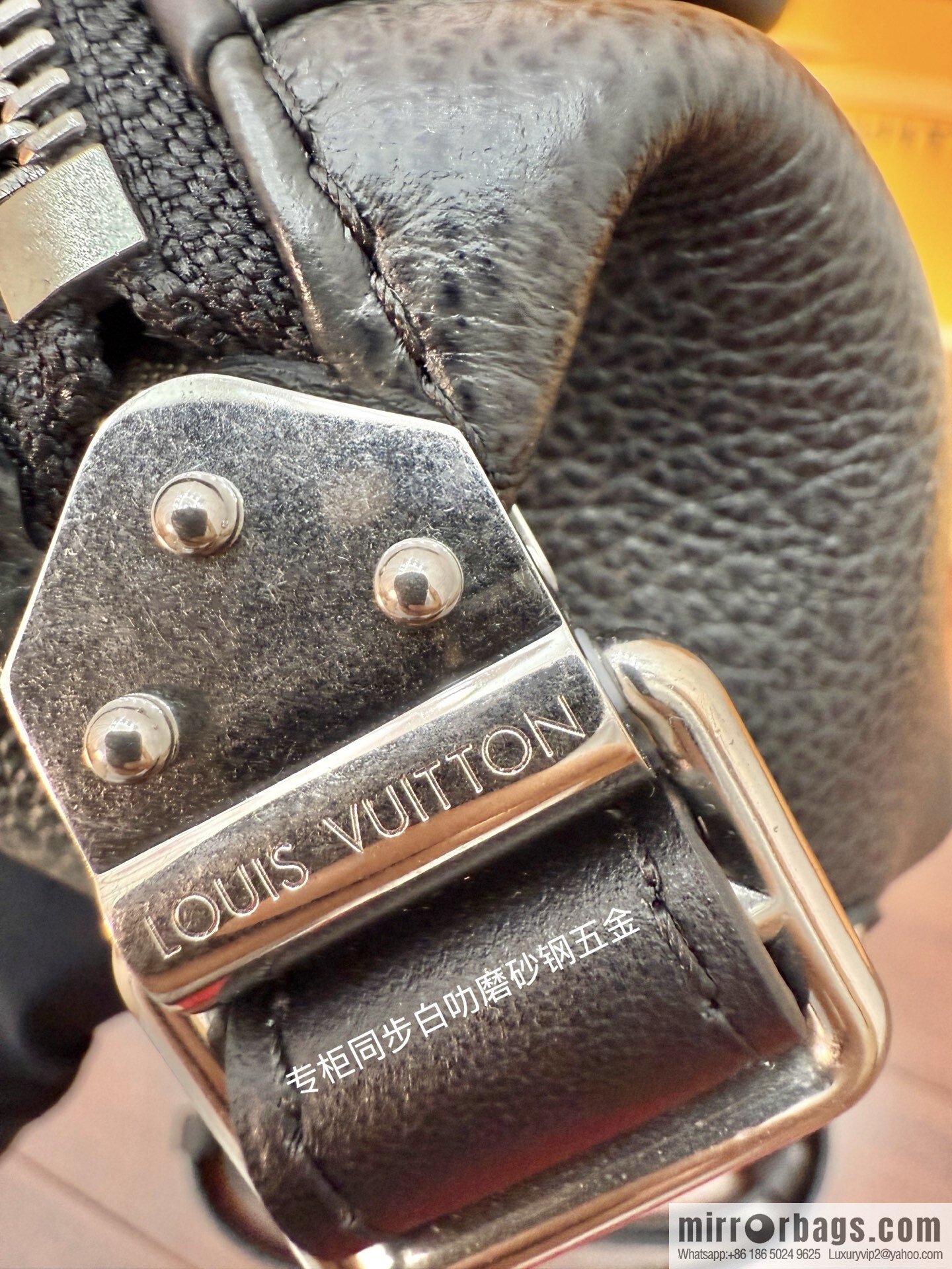 LV M14623 Nano LV Biker
