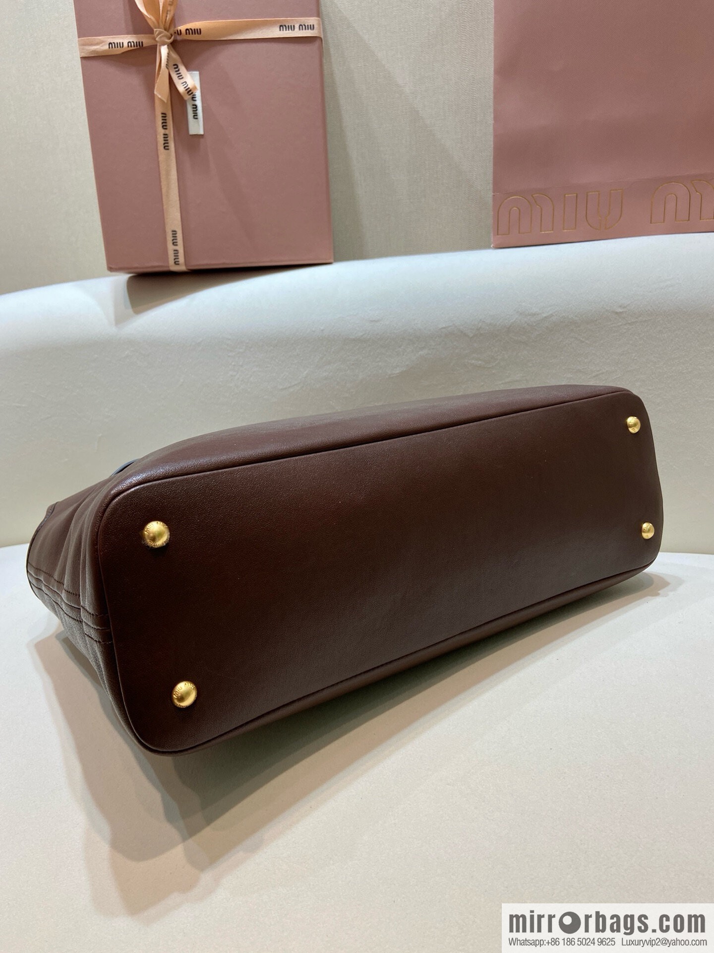 MIUMIU Aventure handbag 💕 new 💕 5BG291 💕💕 coffee color