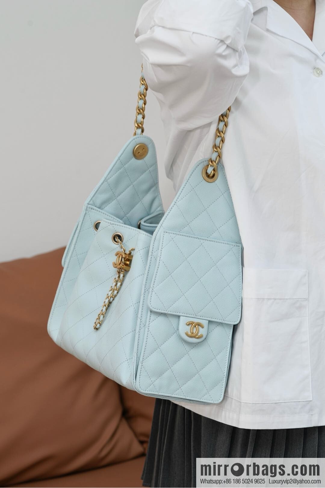 ππ‘ππ§ππ₯ πππ¬ π¬π¦ππ₯π₯ π‘π¨ππ¨ Drawstring Bucket Bag, Tiffany Blue π S AS5293