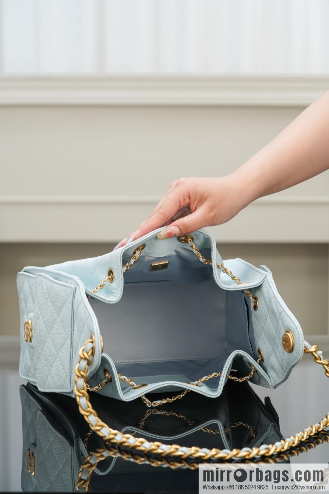 ππ‘ππ§ππ₯ πππ¬ π¬π¦ππ₯π₯ π‘π¨ππ¨ Drawstring Bucket Bag, Tiffany Blue π S AS5293