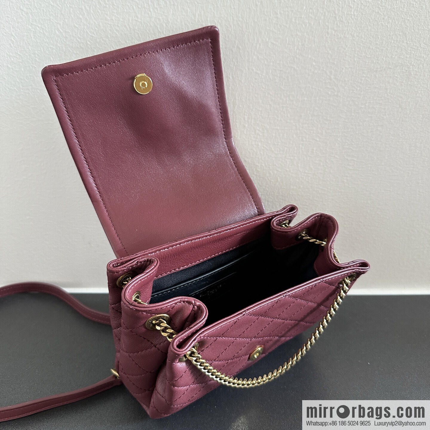 YSL 𝙈𝙊𝙉𝙊𝙂𝙍𝘼𝙈 𝙉𝙊𝙇𝙄𝙏𝘼 sheep leather mini handbag 672738 burgundy