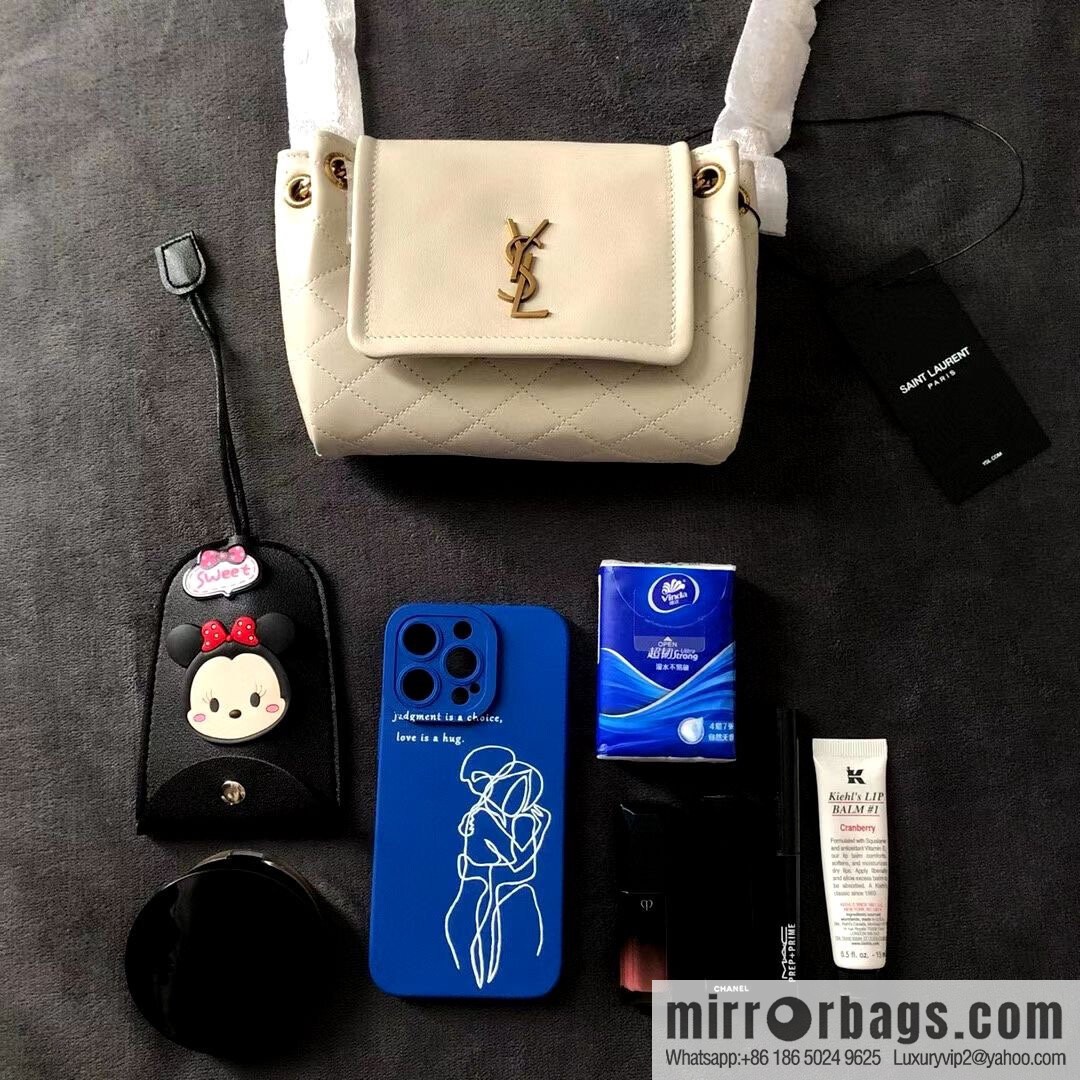 YSL 𝙈𝙊𝙉𝙊𝙂𝙍𝘼𝙈 𝙉𝙊𝙇𝙄𝙏𝘼 sheep leather mini handbag 672738 white