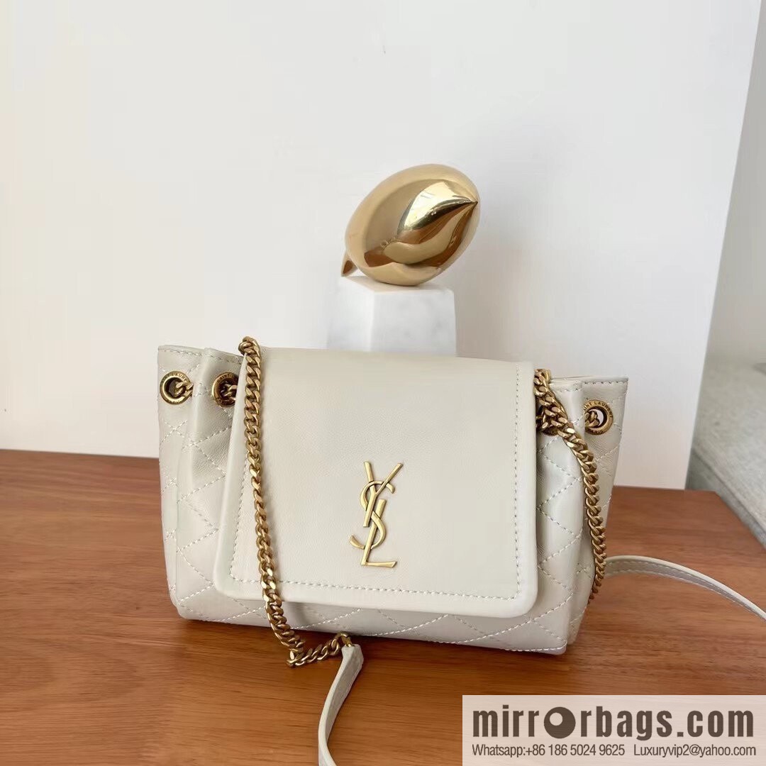 YSL 𝙈𝙊𝙉𝙊𝙂𝙍𝘼𝙈 𝙉𝙊𝙇𝙄𝙏𝘼 sheep leather mini handbag 672738 white