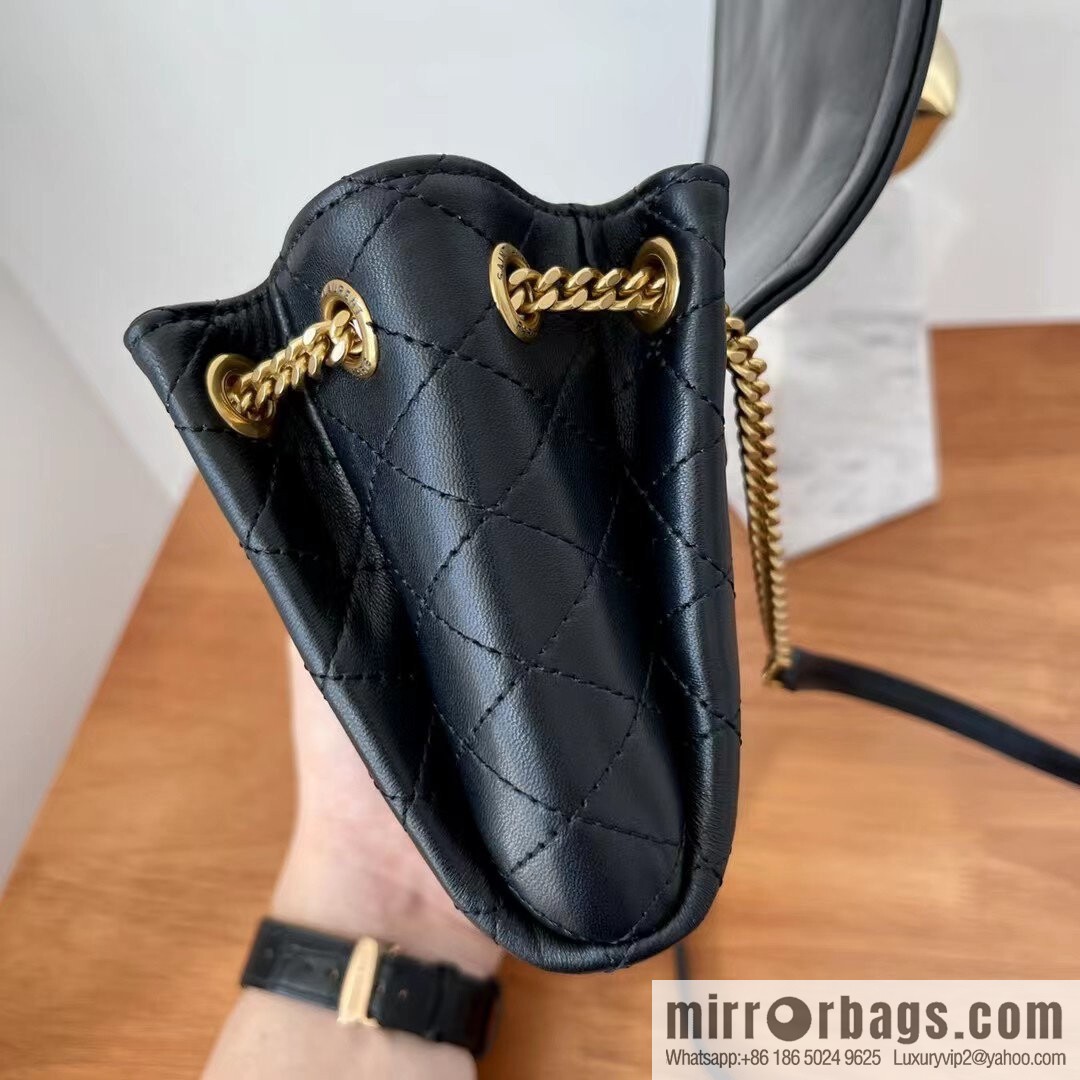 YSL 𝙈𝙊𝙉𝙊𝙂𝙍𝘼𝙈 𝙉𝙊𝙇𝙄𝙏𝘼 sheep leather mini handbag 672738 black