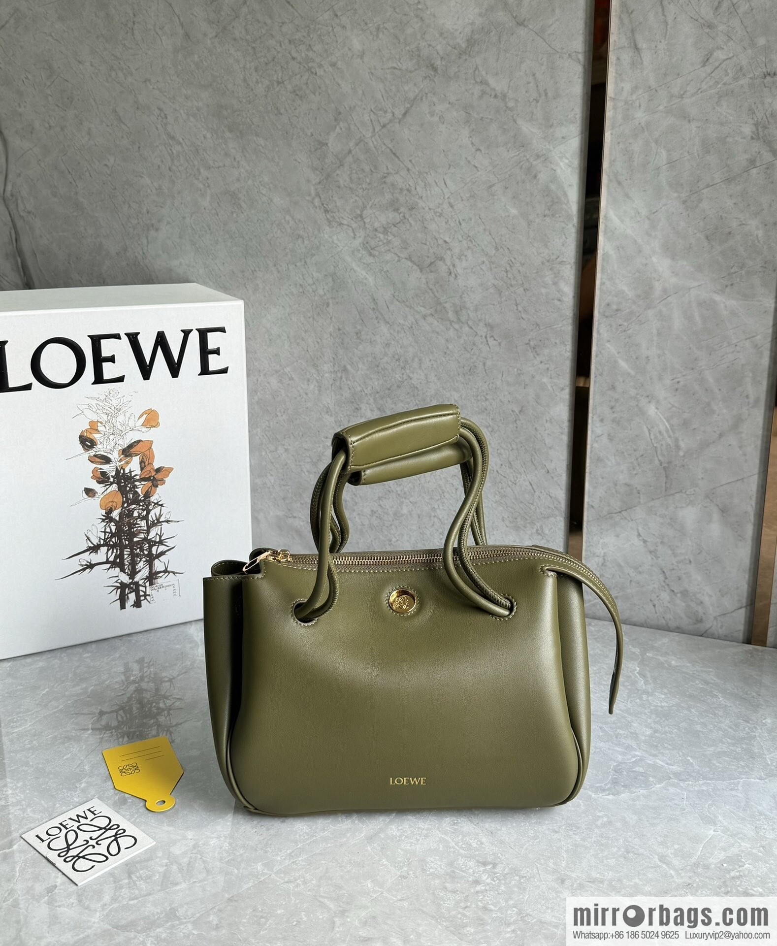 LOEWE new Madrid S 0807 olive green