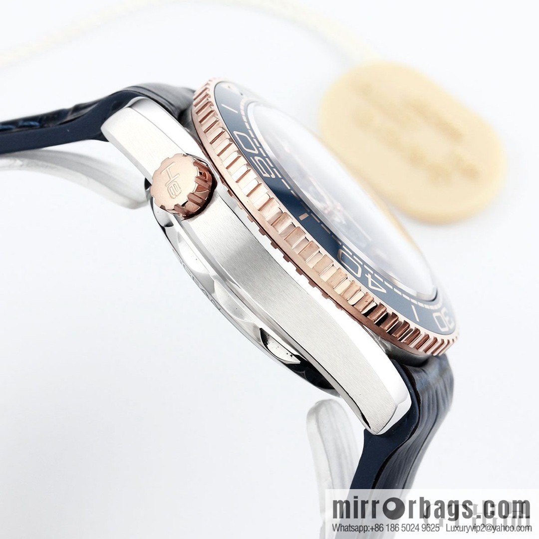 Omega Seamaster 600 meters diving series: movement model: 9900, running second timing automatic machine, watch diameter 45.5mm