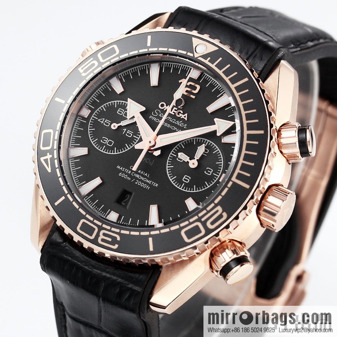 Omega Seamaster 600 meters diving series: movement model: 9900, running second timing automatic machine, watch diameter 45.5mm