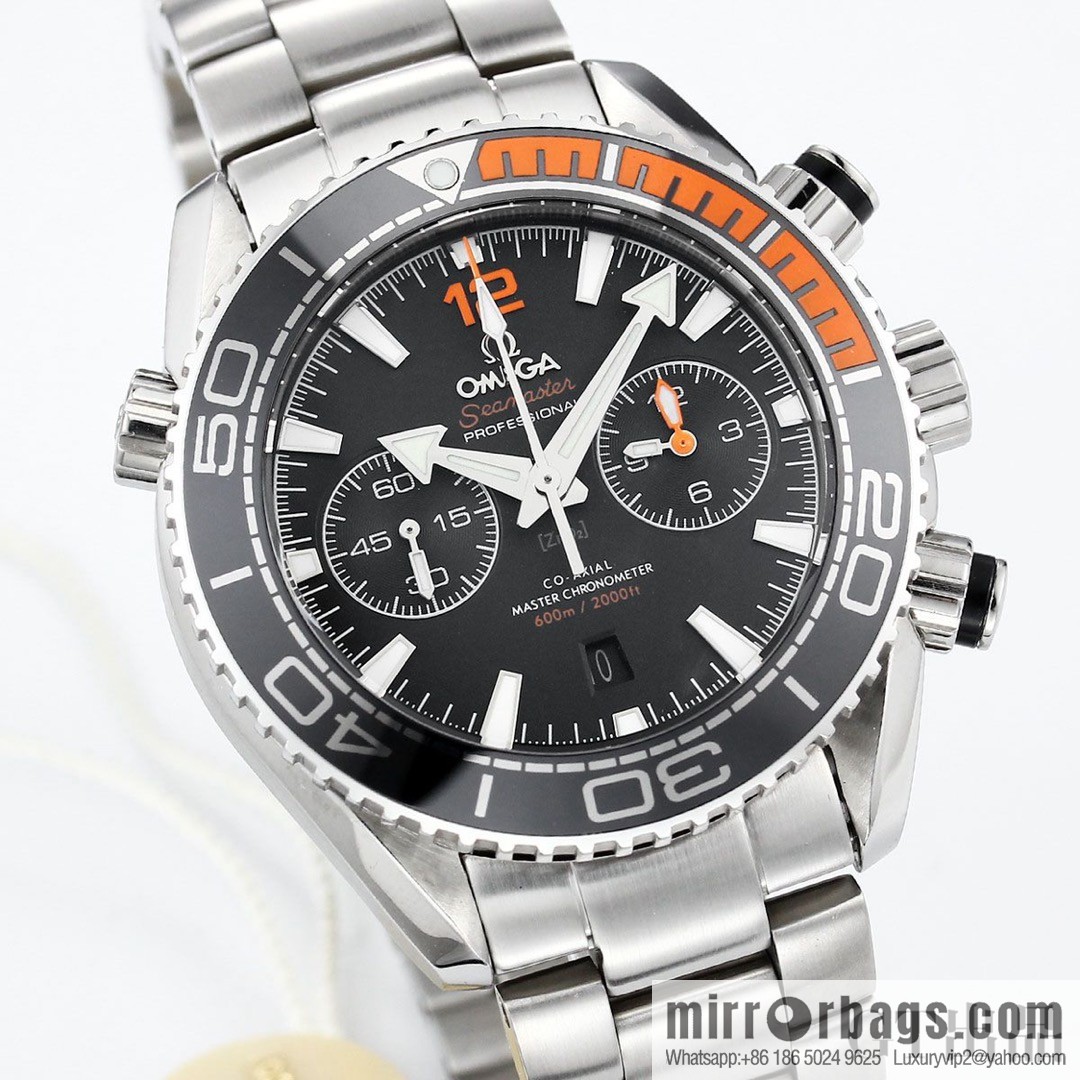 Omega Seamaster 600 meters diving series: movement model: 9900, running second timing automatic machine, watch diameter 45.5mm