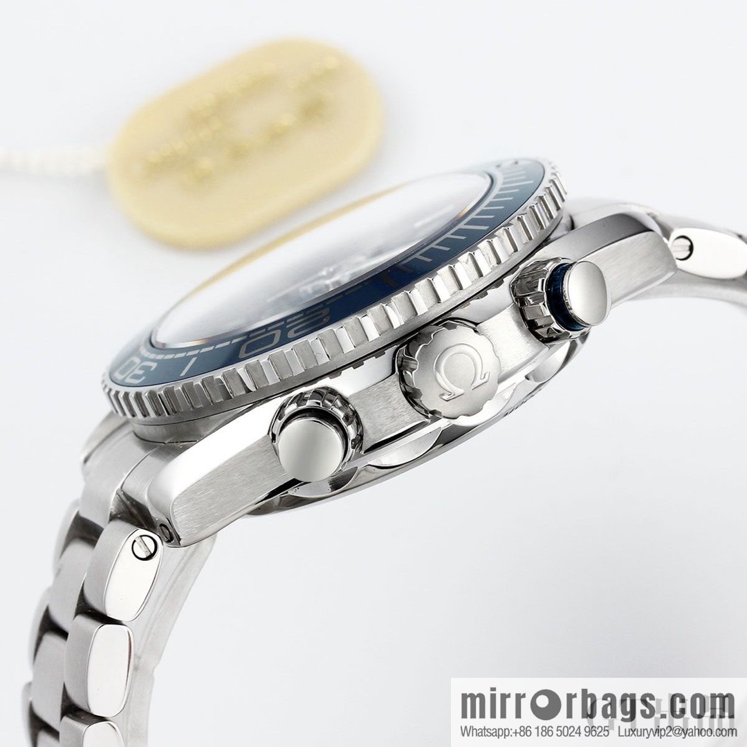 Omega Seamaster 600 meters diving series: movement model: 9900, running second timing automatic machine, watch diameter 45.5mm