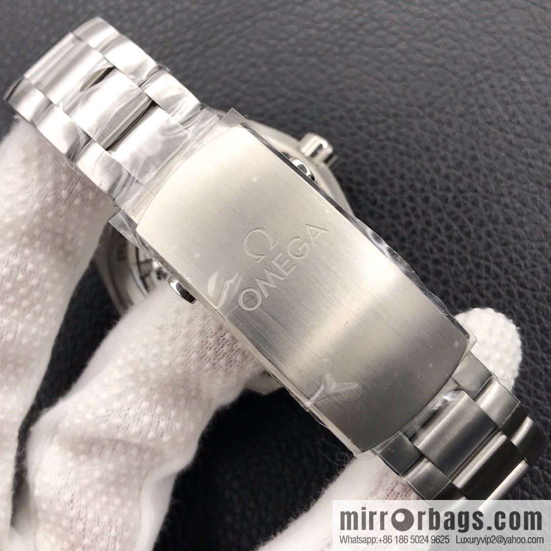 VS New product on sale: Hippocampus 600GMT Tai Chi Ring 43.5mm integrated black and white ceramic ring