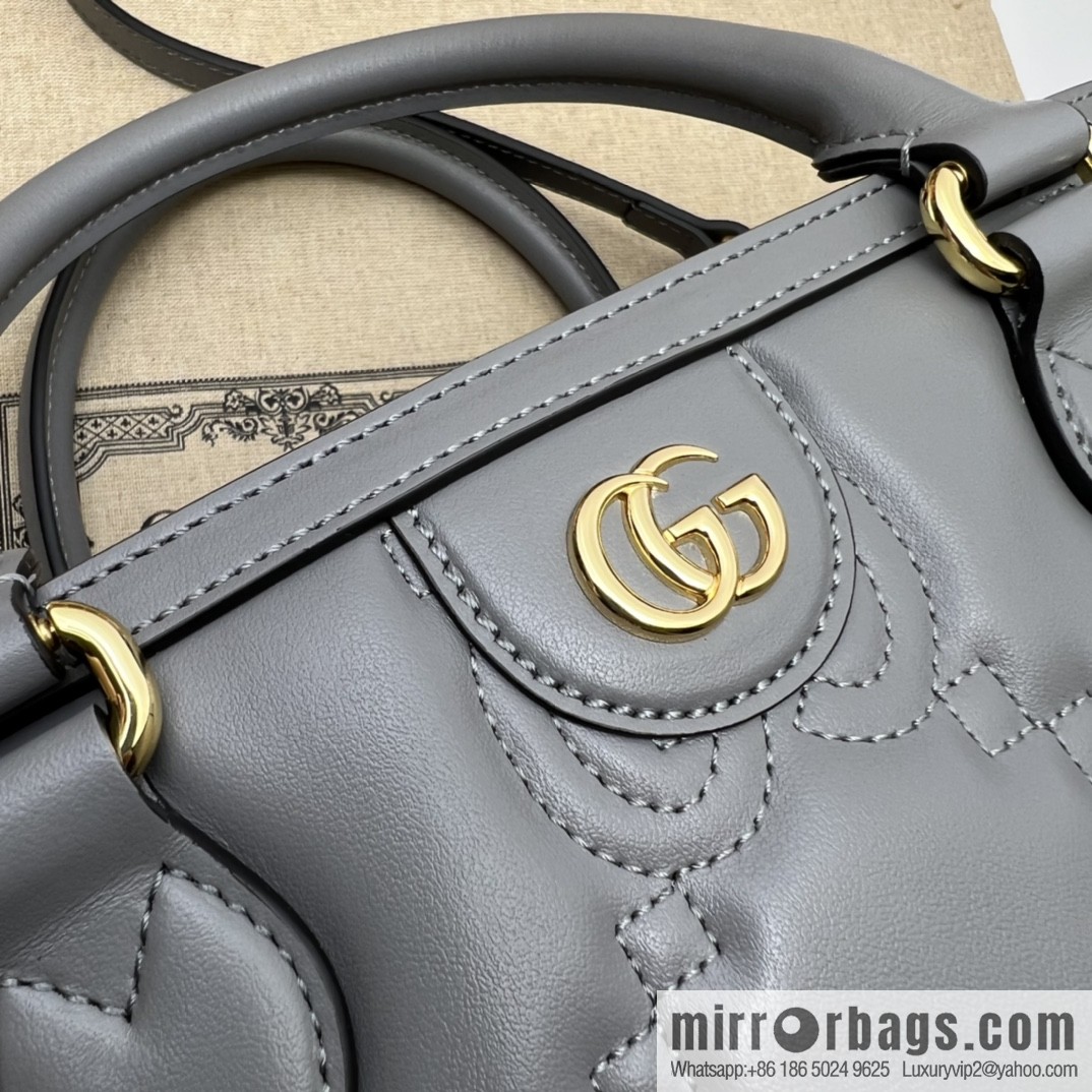 GUCCI Gucci GG Matelassé leather (fabric) tote bag 728236