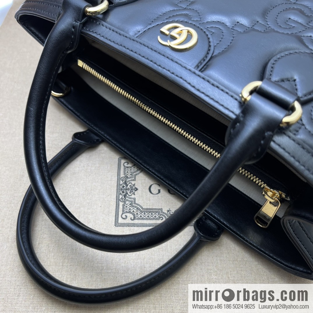 GUCCI Gucci GG Matelassé leather (fabric) tote bag 728236