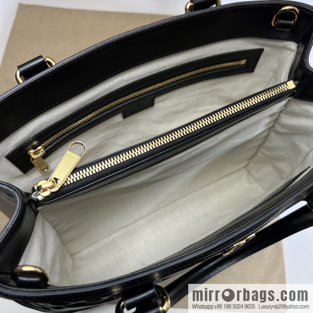 GUCCI Gucci GG Matelassé leather (fabric) tote bag 728236
