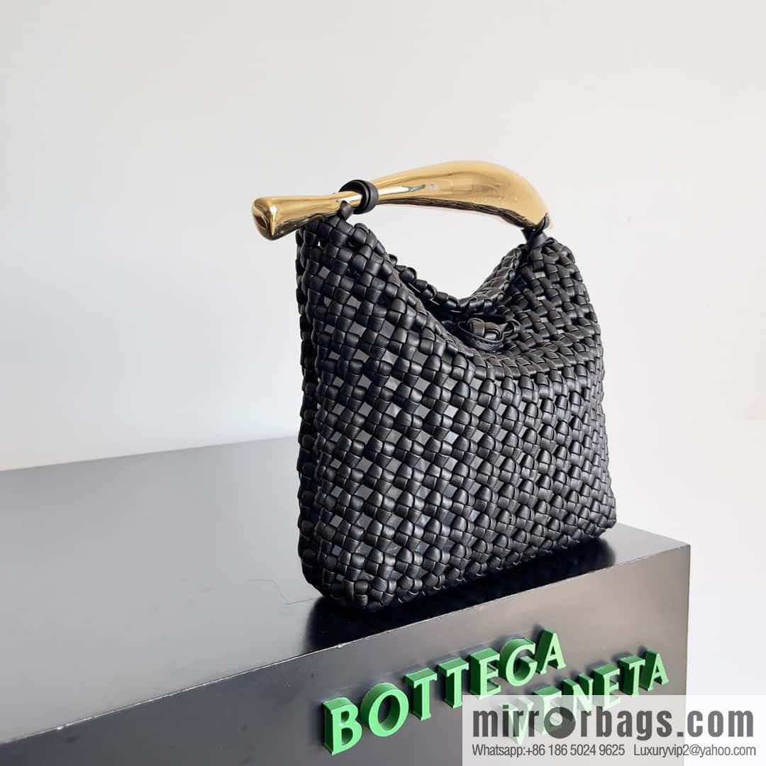 Bv new nappa small sheepskin field character woven sardines woven bag, model; 731166 black