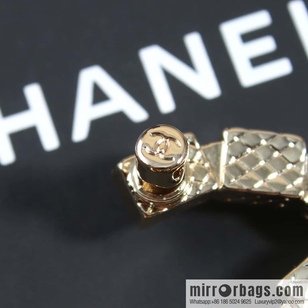 ☀️New ☑️ Chanel Double C Square Diamond Brooch ☀️