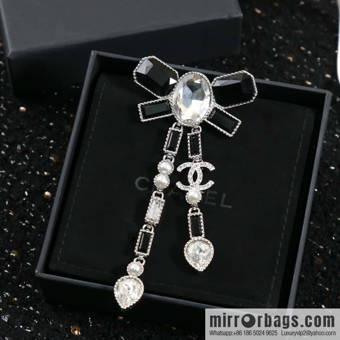 ☀️New ☑️ Chanel Double C Bow Square Black Diamond Brooch ☀️