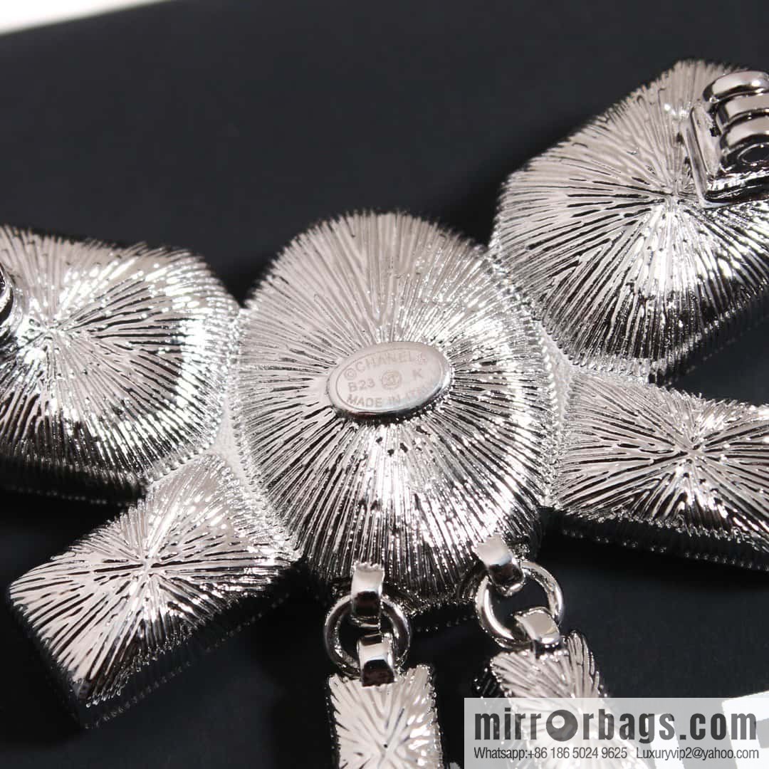 ☀️New ☑️ Chanel Double C Bow Square Black Diamond Brooch ☀️