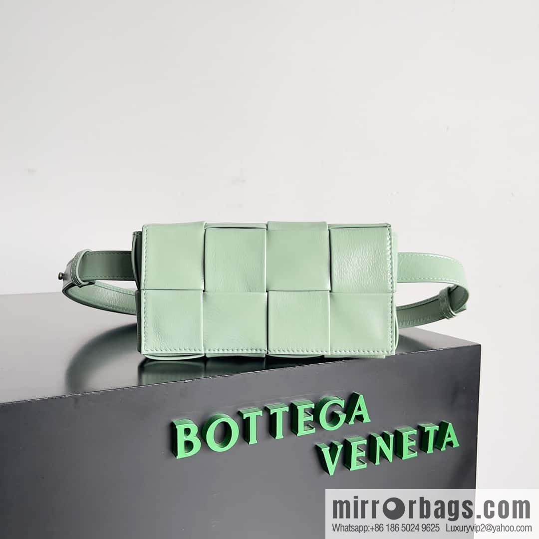 Bottega Veneta CASSETTE Oil Wax Skin Fanny Packs 651053 Sage Green