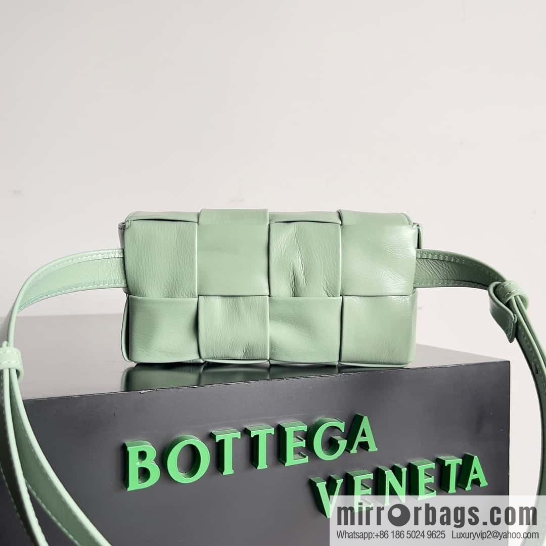 Bottega Veneta CASSETTE Oil Wax Skin Fanny Packs 651053 Sage Green