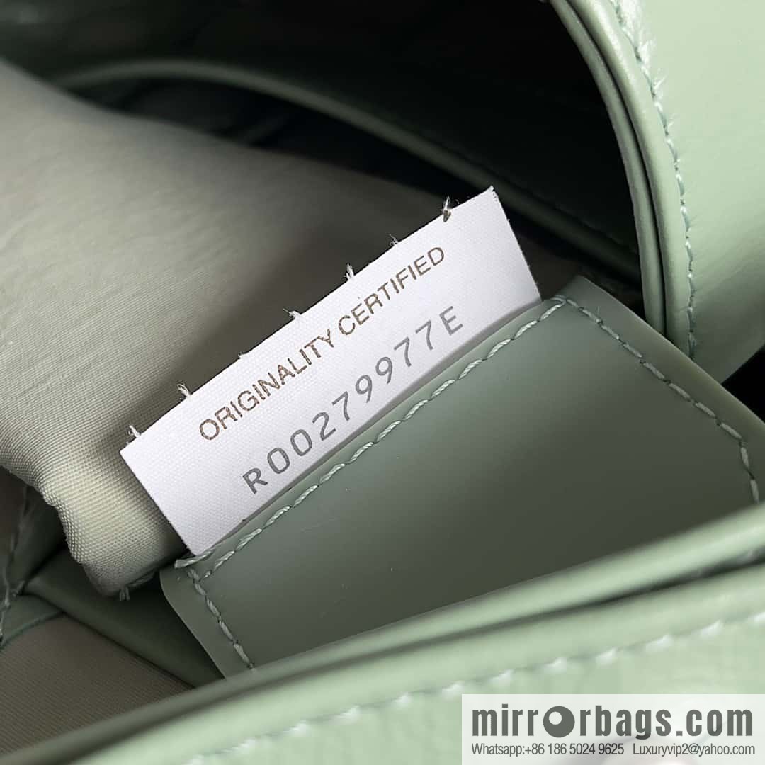Bottega Veneta CASSETTE Oil Wax Skin Fanny Packs 651053 Sage Green