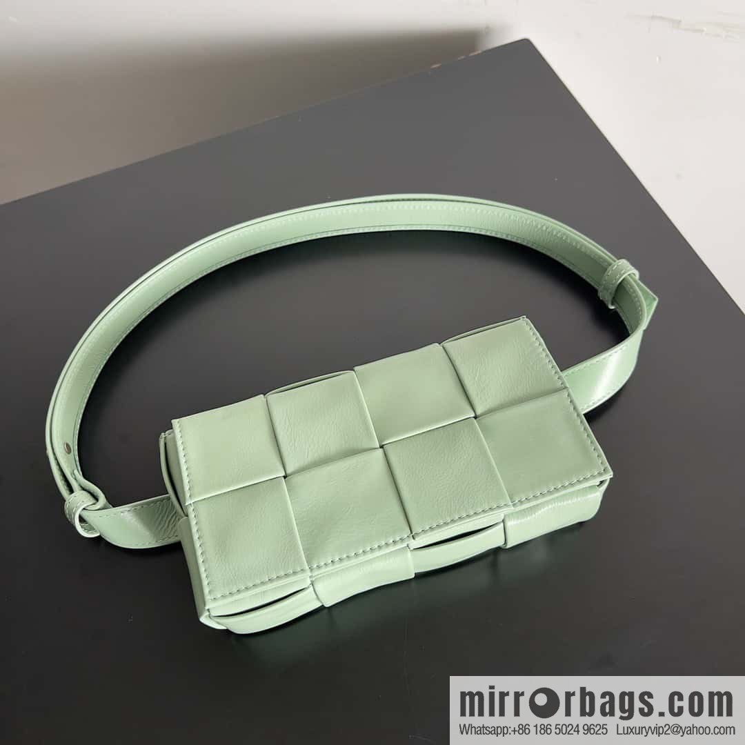 Bottega Veneta CASSETTE Oil Wax Skin Fanny Packs 651053 Sage Green