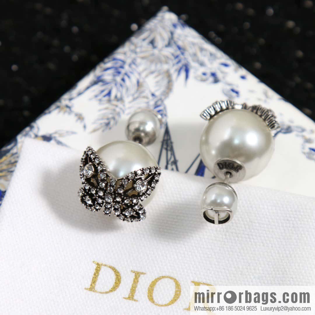 New ☑️ Dior full diamond butterfly size pearl stud earrings
