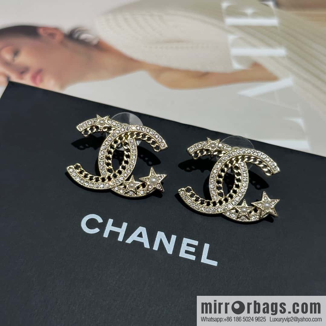 ❗️New ❗️☀️ new ☑️ chanel c1 double c hollow star ⭐ pentagram earrings ☀️