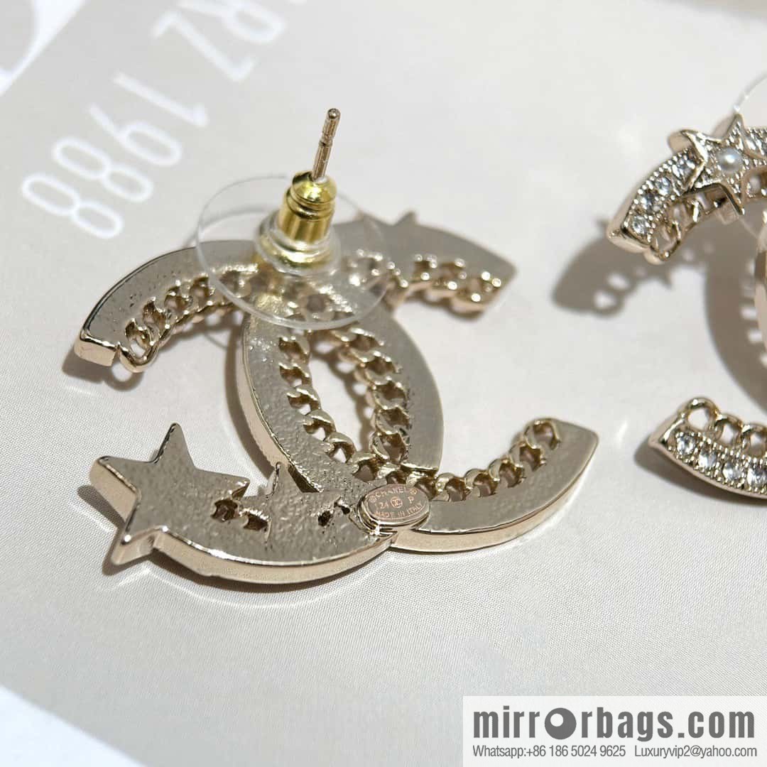 ❗️New ❗️☀️ new ☑️ chanel c1 double c hollow star ⭐ pentagram earrings ☀️