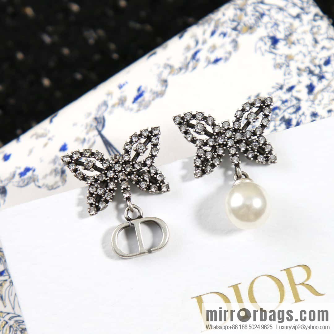 New ☑️ Dior full diamond butterfly pearl CD stud earrings