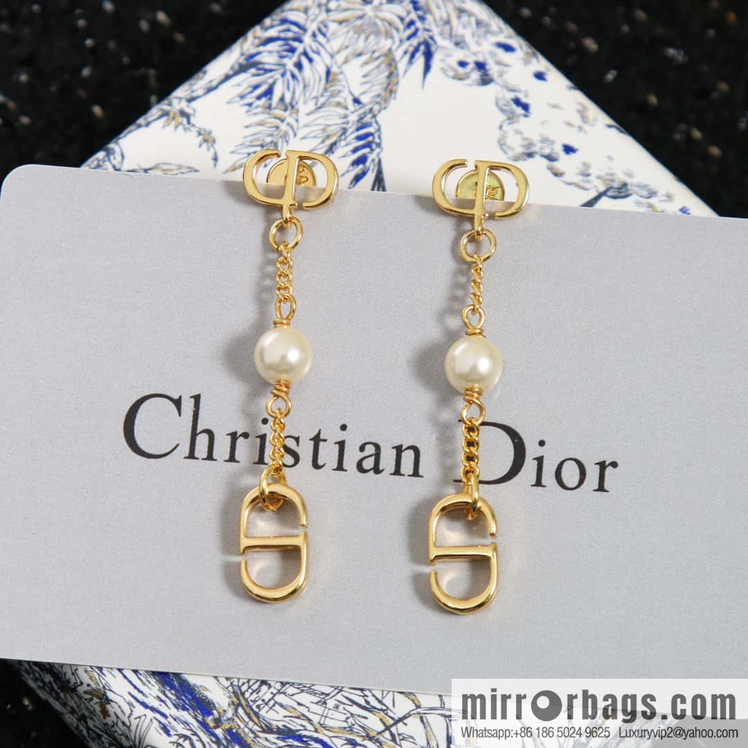 New ☑️ DIOR CD pearl stud earrings