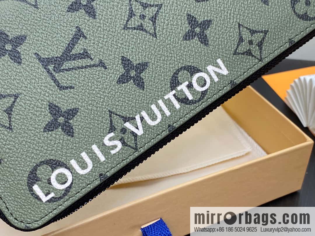 [Premium‑quality] M82799 green, silk screen single zipper wallet series Zippy zipper wallet
