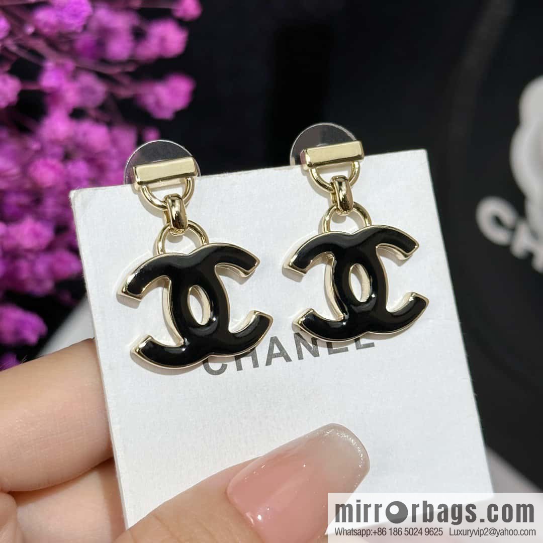 ❗️New ❗️☀️ new ☑️ chanel c2 black drip double c stud earrings ☀️