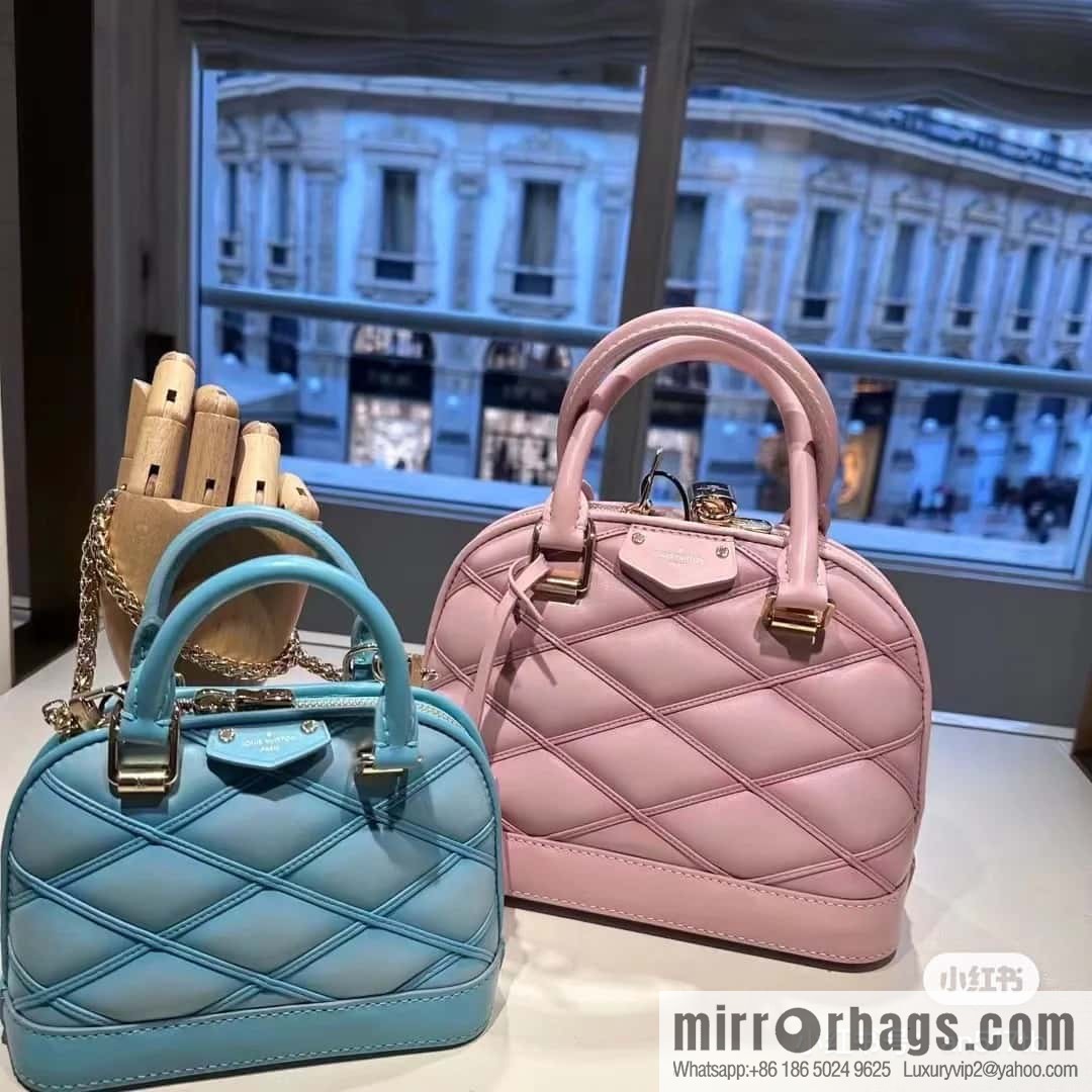 [Premium‑quality] M23666 pink diamond, full leather shell bag series Alma BB shell handbag