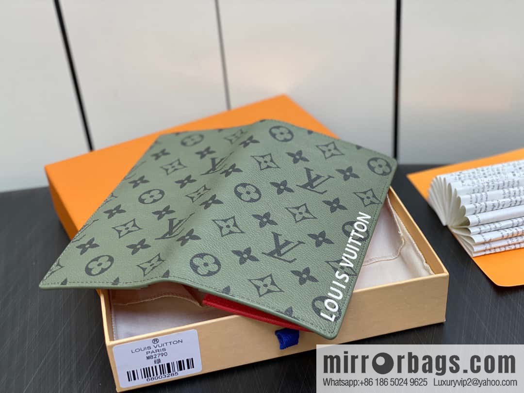 [Boutique‑grade] M82790 green, silk screen suit wallet series Brazza wallet