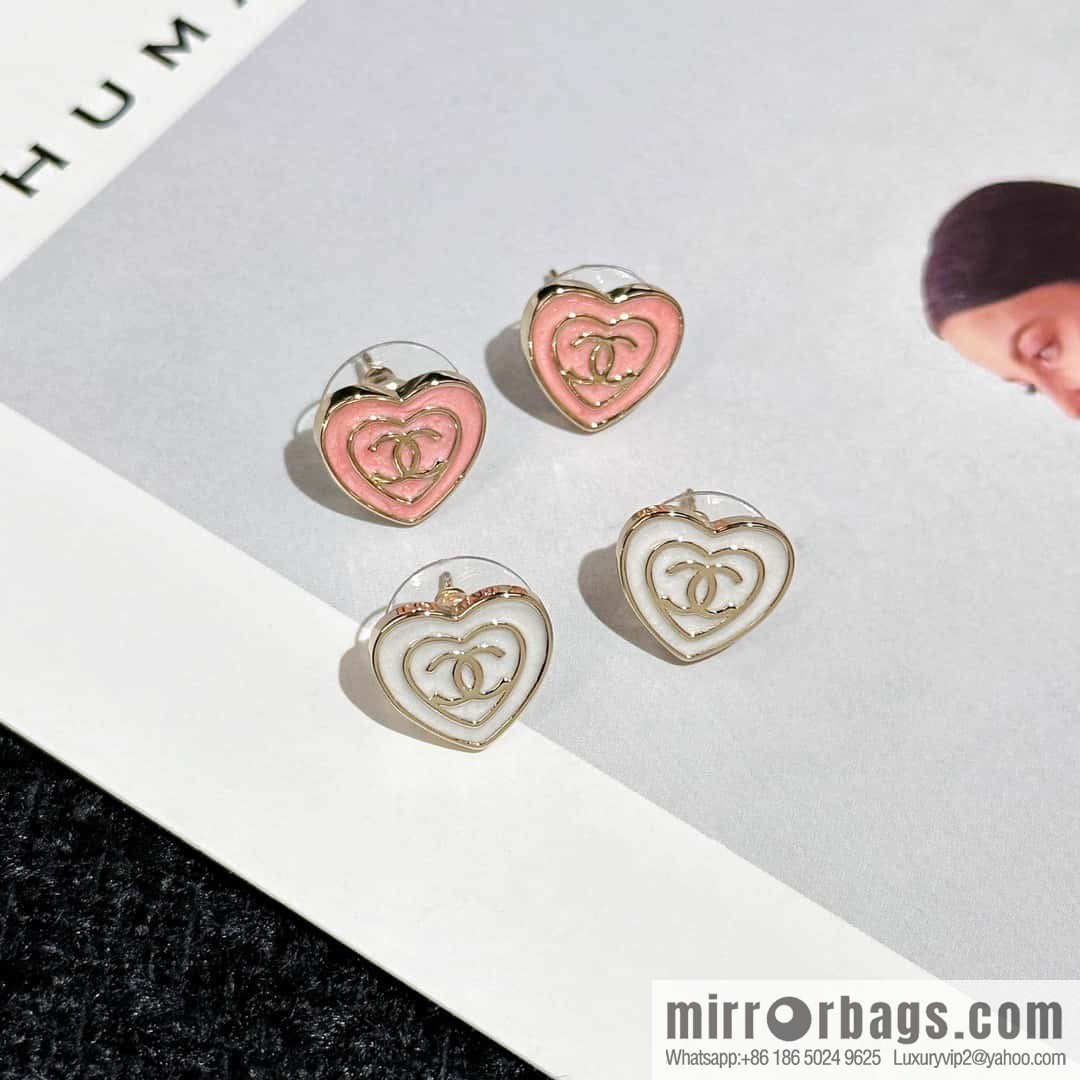 ❗️New ❗️☀️ New ☑️ Chanel c1 double love peach heart double c bead stud earrings ☀️