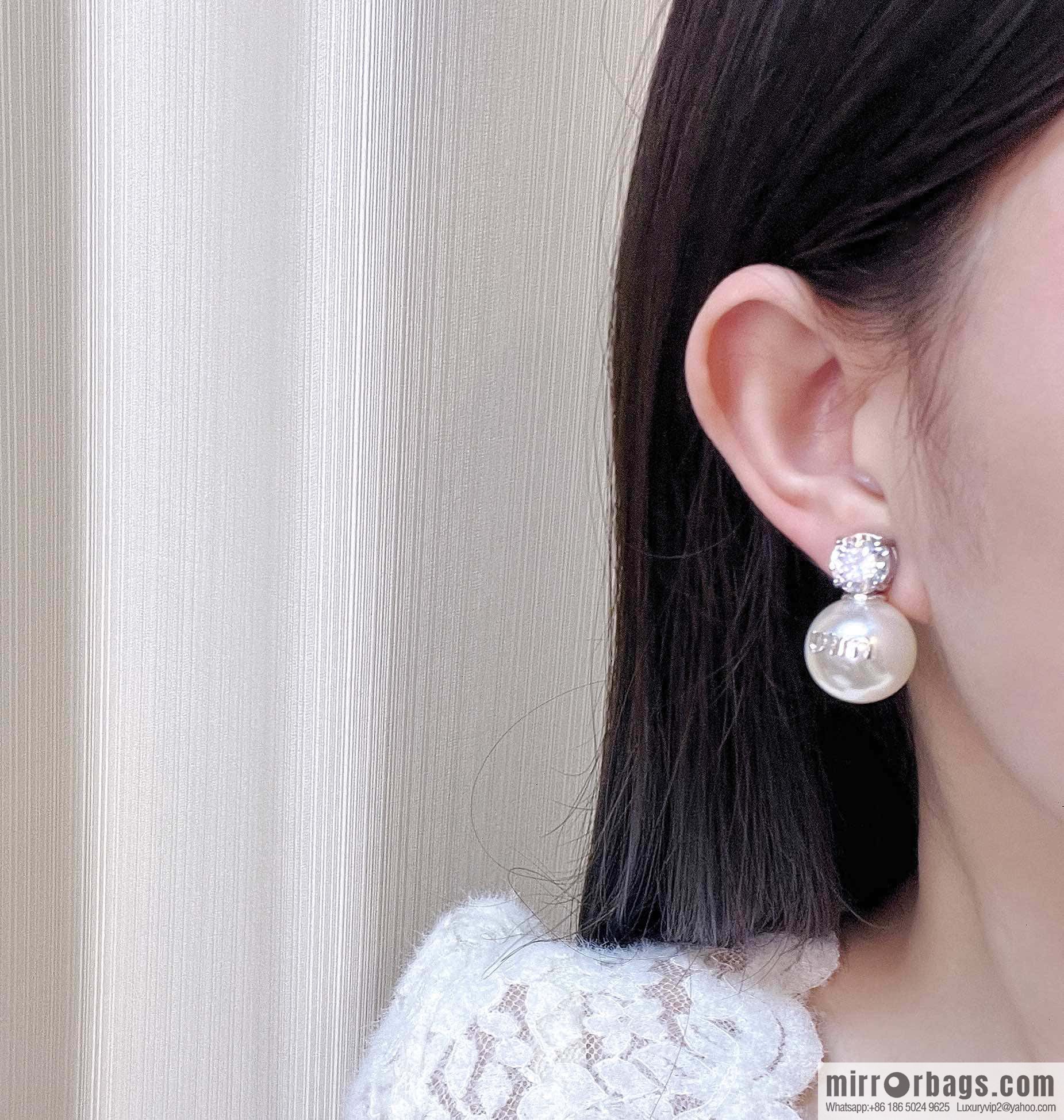 ❗️New ❗️ MIU MIU pearl stud earrings