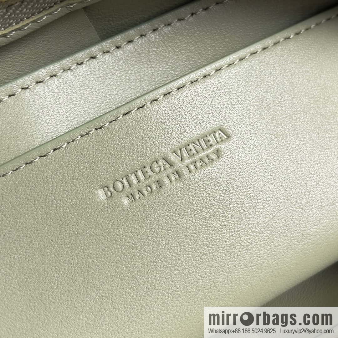 Bv early autumn new Cassette mobile phone bag, messenger bag, model; 755031 travertine green