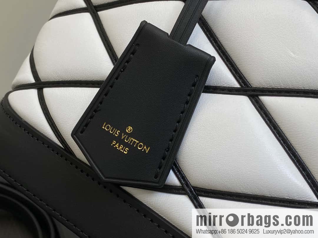 [Premium‑quality] M23666 white rhombus, full leather shell bag series Alma BB shell handbag