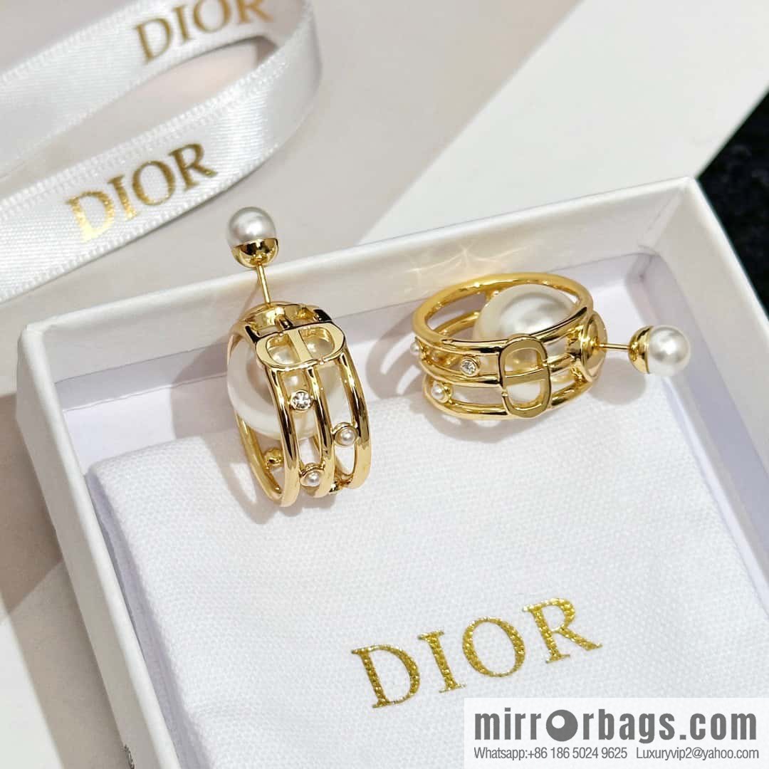 New ☑️ DIOR CD size pearl earrings stud earrings