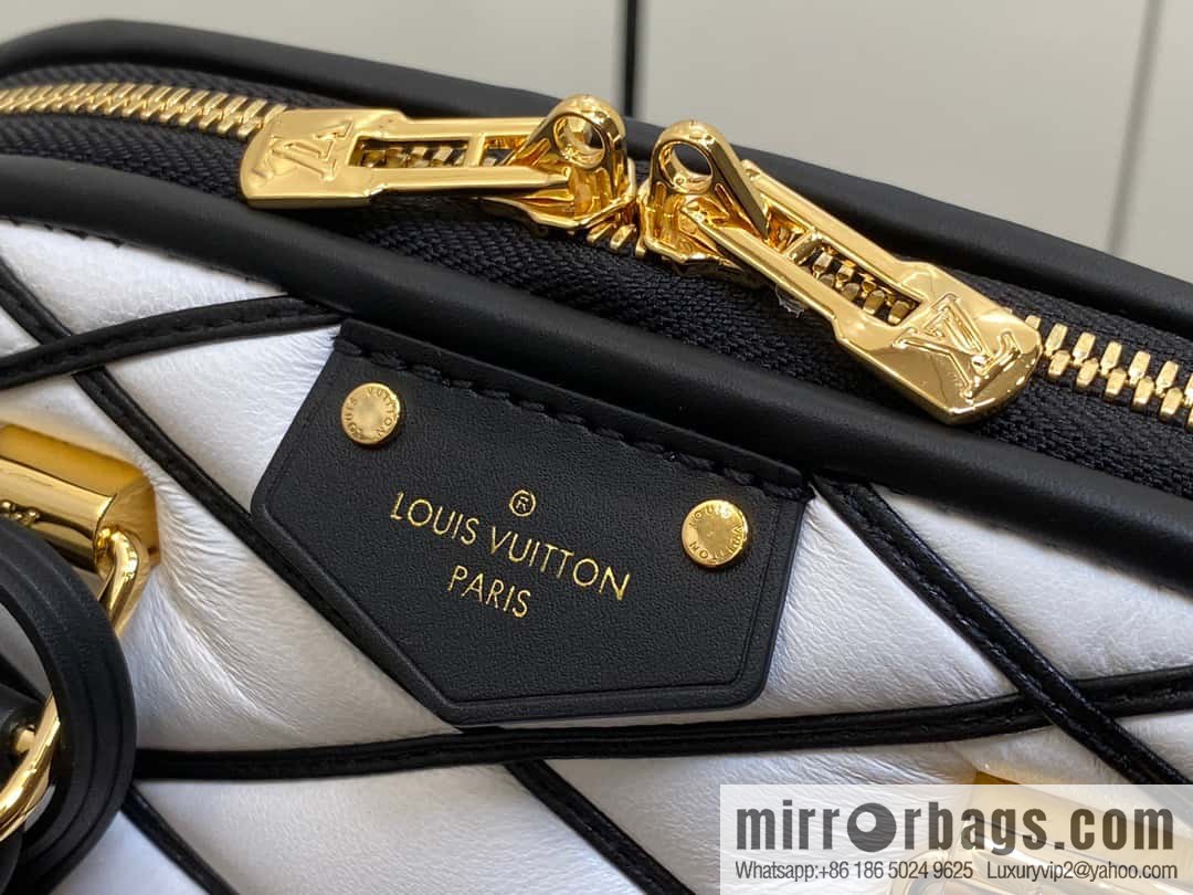 [Premium‑quality] M23666 white rhombus, full leather shell bag series Alma BB shell handbag