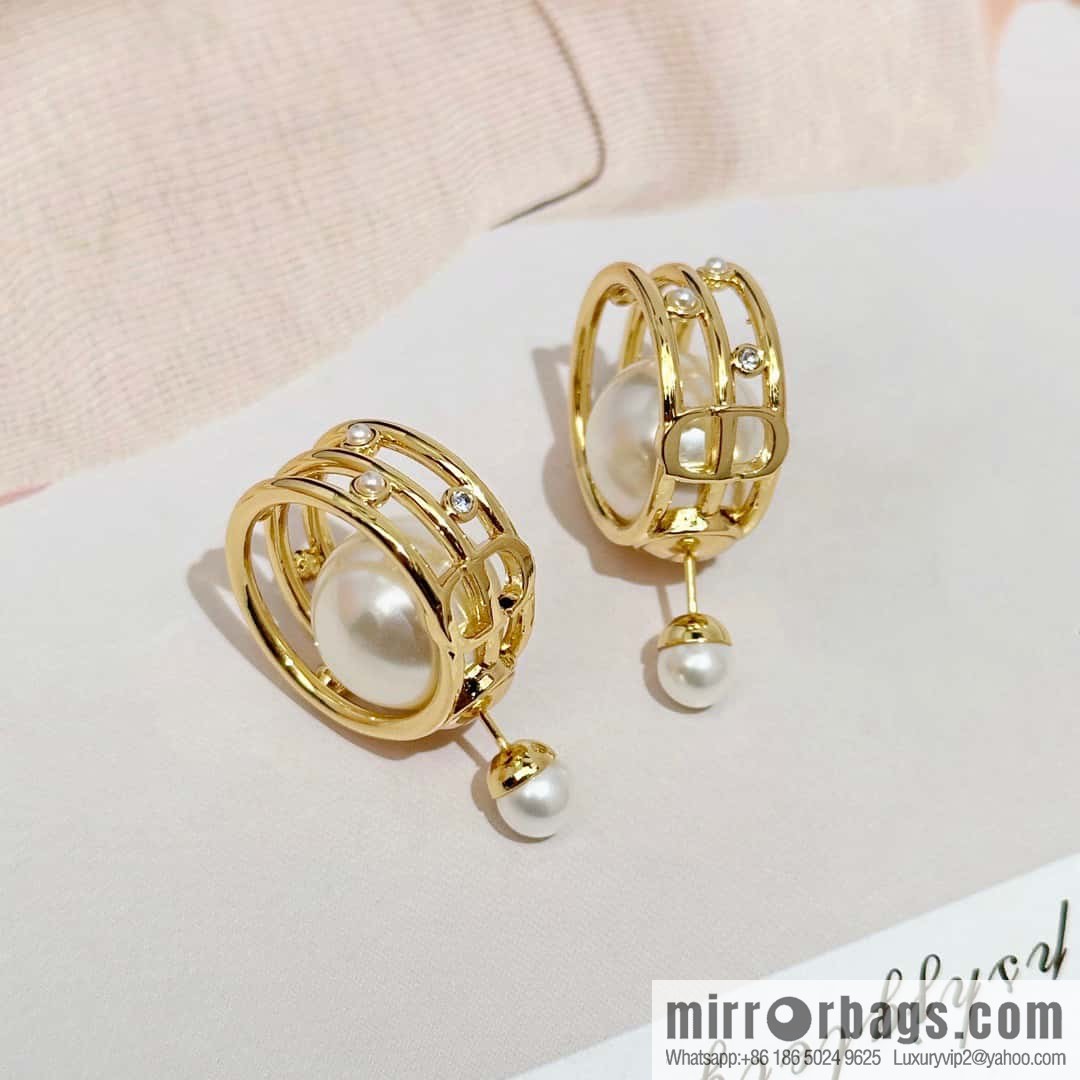New ☑️ DIOR CD size pearl earrings stud earrings